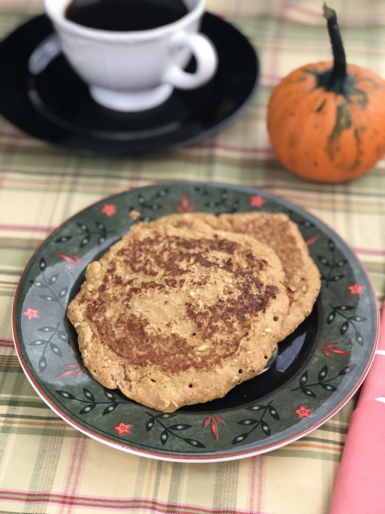 Pumpkin Applesauce Pancakes
